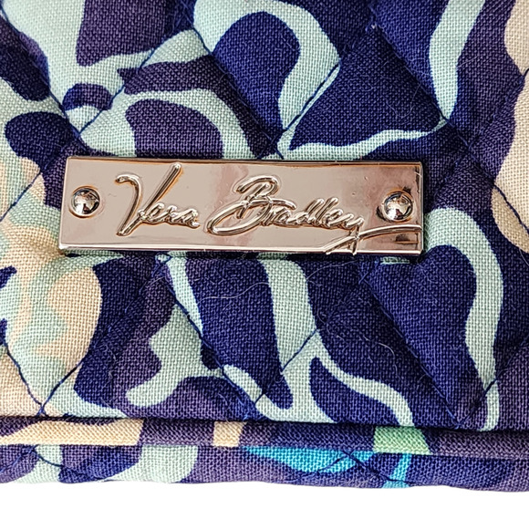 Vera‎ Bradley Cosmetic Case Blue White Green Floral 9"x7" Travel Vacation Clutch - Picture 3 of 9